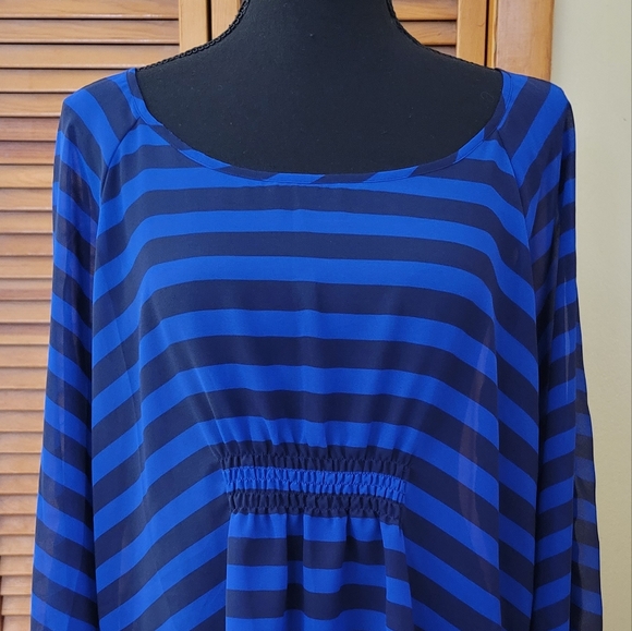 NWOT Old Navy Sheer Maternity Tunic Size Large (HP Best in Maternity Wear) - Picture 2 of 12